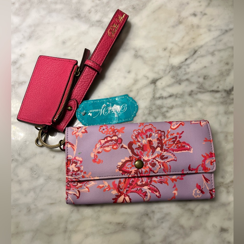 The Pioneer Woman Pink and Purple Floral Wallet